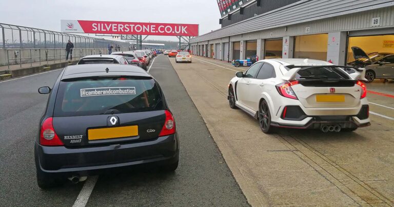 Track day at Silverstone with a Clio 172 and Honda Civic Type R Fk8
