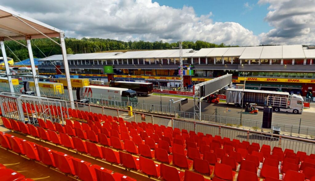 Spa Francorchamps Gold 9 Bis grandstand view