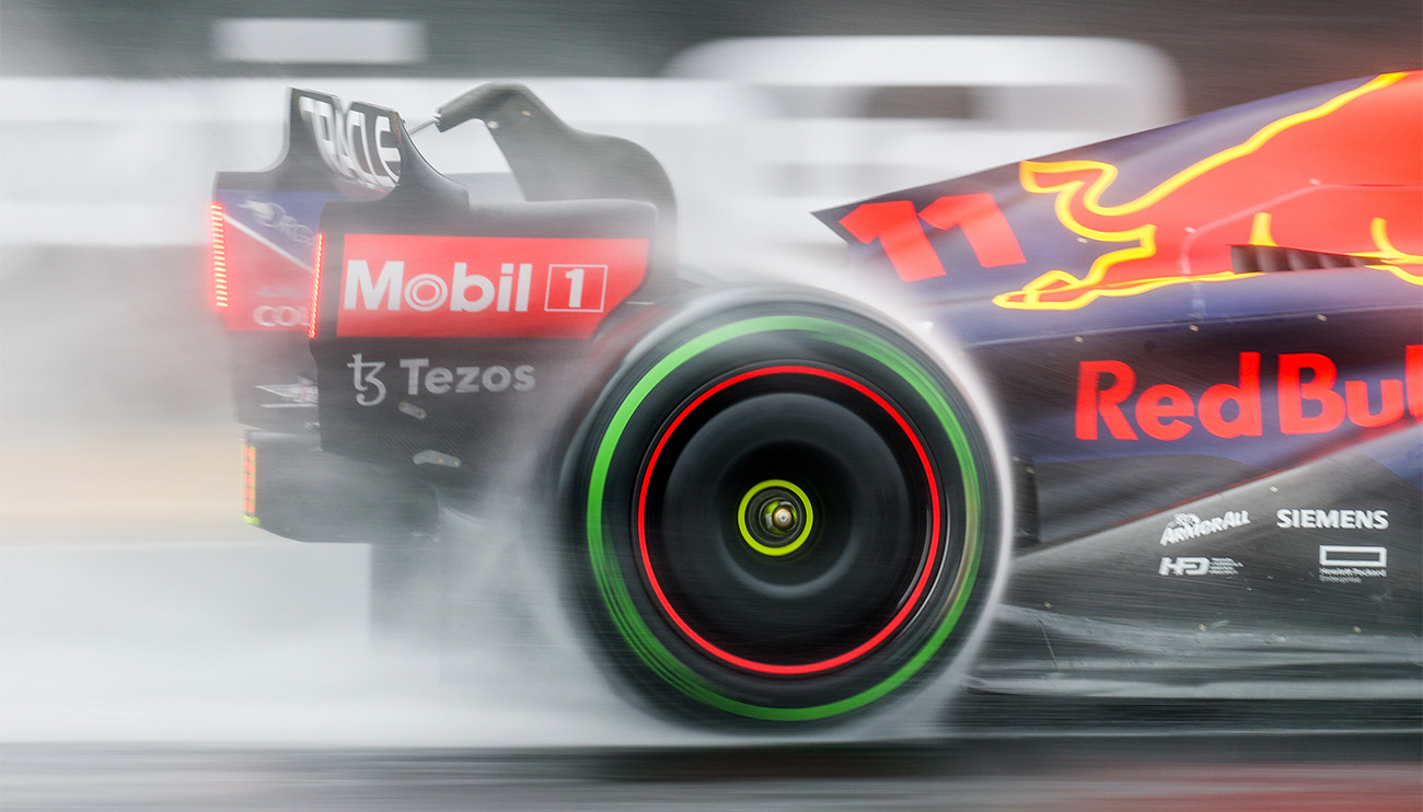 Red Bull F1 car in the rain