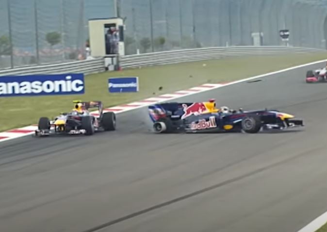 Vettel Webber crash