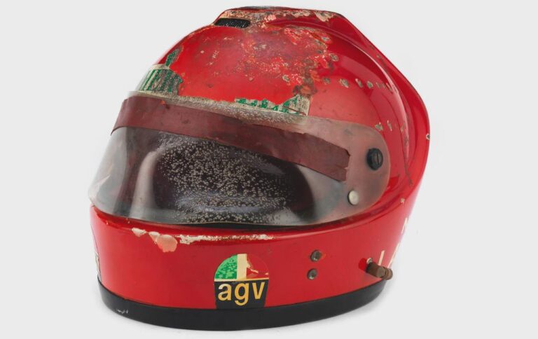 Niki Lauda Helmet 1