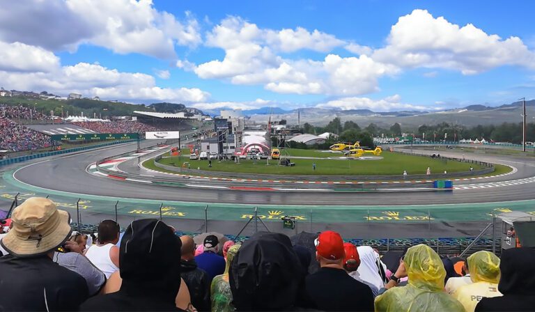 Apex 1 grandstand view F1 Hungary