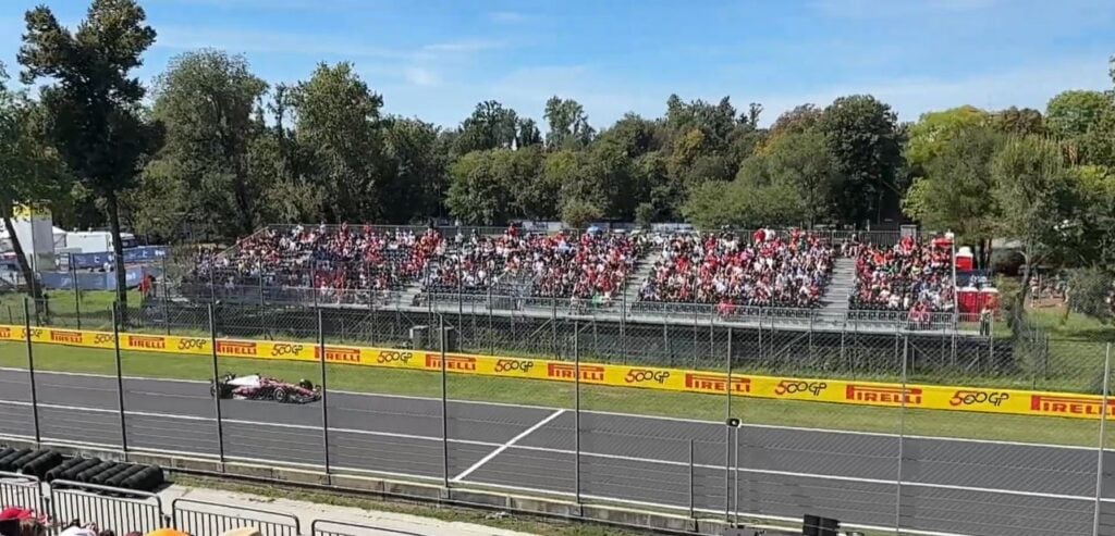 Monza grandstand 7 trees