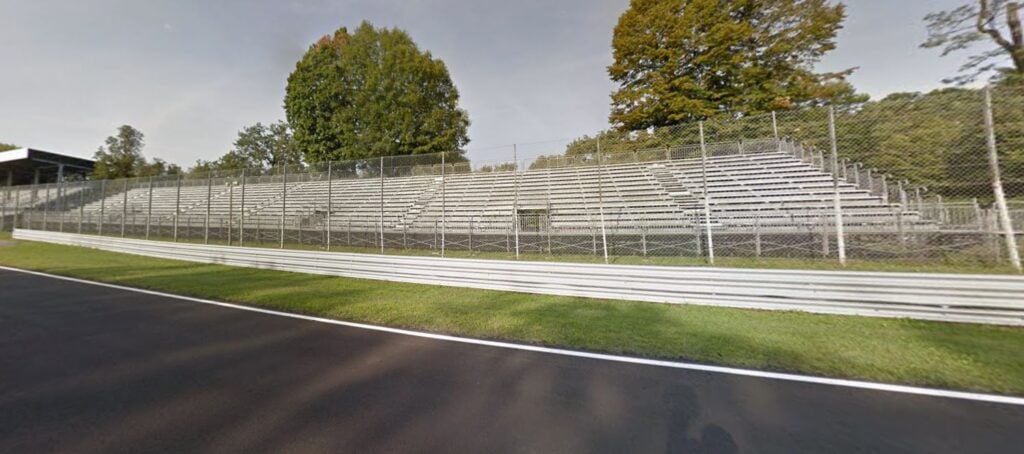 Monza piscina tribuna