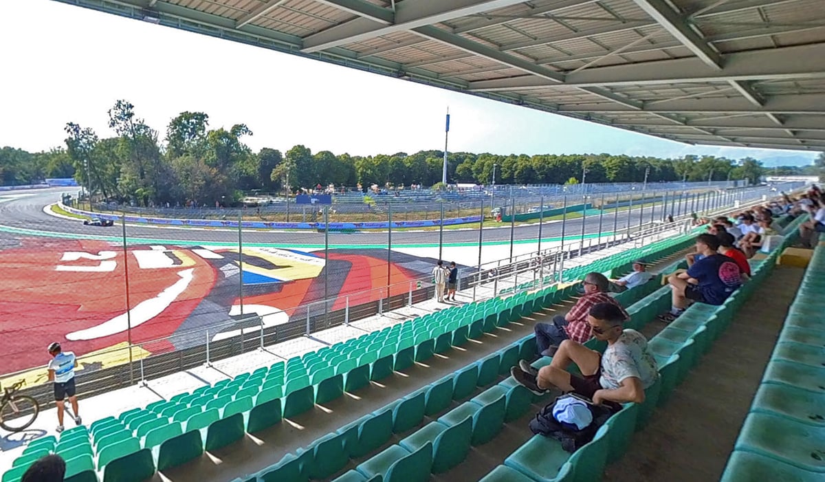 Monza tribuna Parabolica 22 view